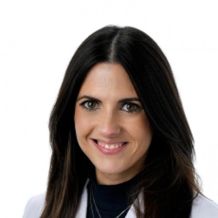 Dr. Viviana  Casas-Puig