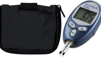 Abbott Freestyle Lite Blood Glucose Meter with Case