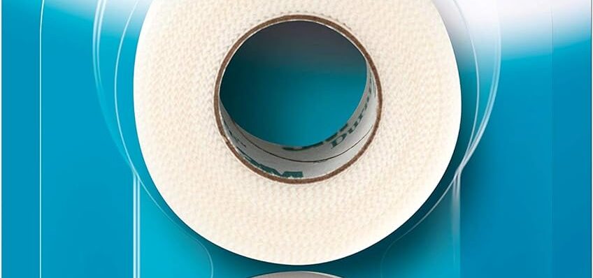 Nexcare Durable Cloth Tape, Woven Tape, Securely Holds Bulky Wound Dressing - 1 In x 10 Yds, 2 Rolls of Tape